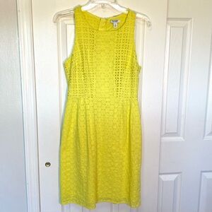 Old Navy Yellow Eyelet Fully Lined Sheath Dress Size 2